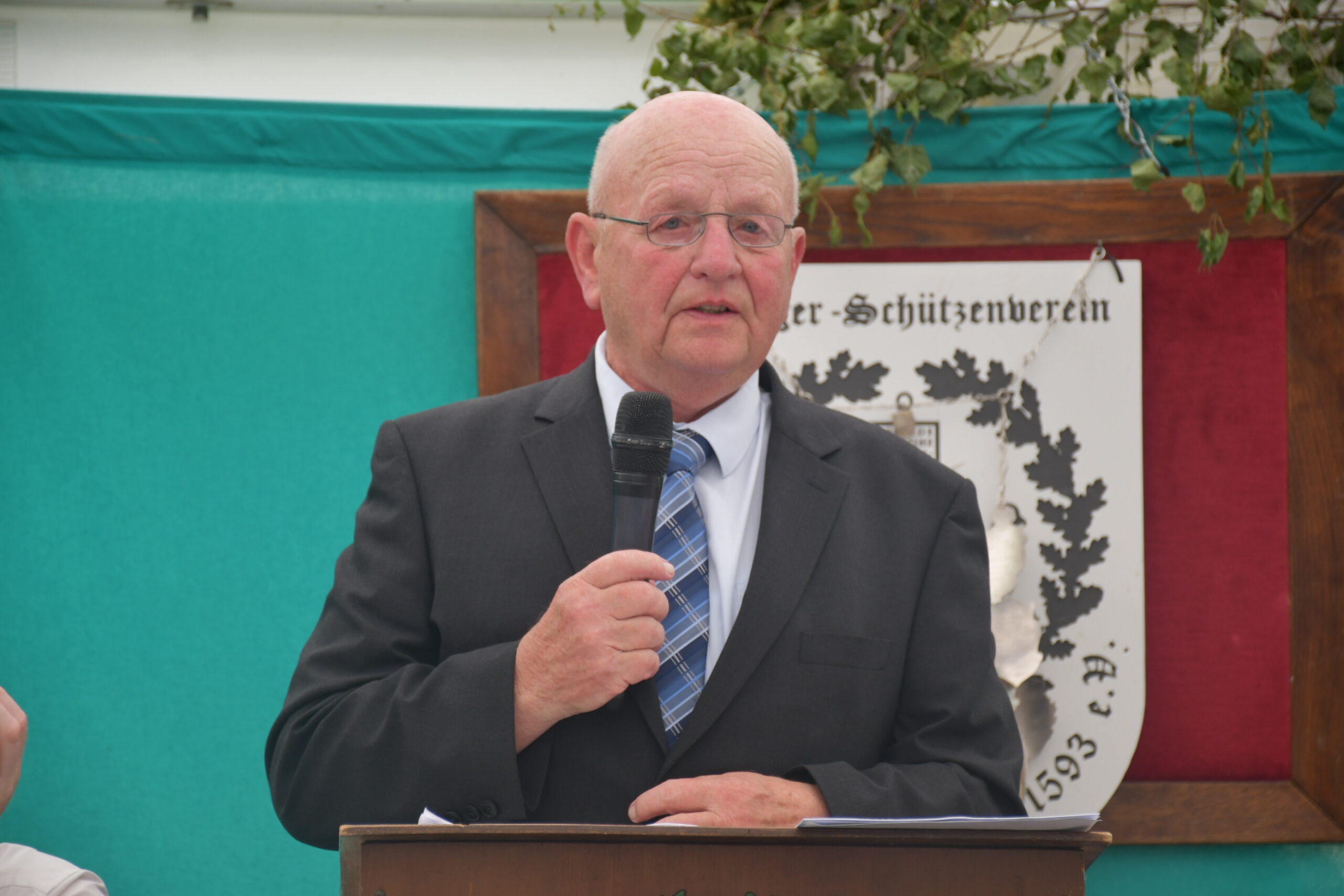 FKU_8043