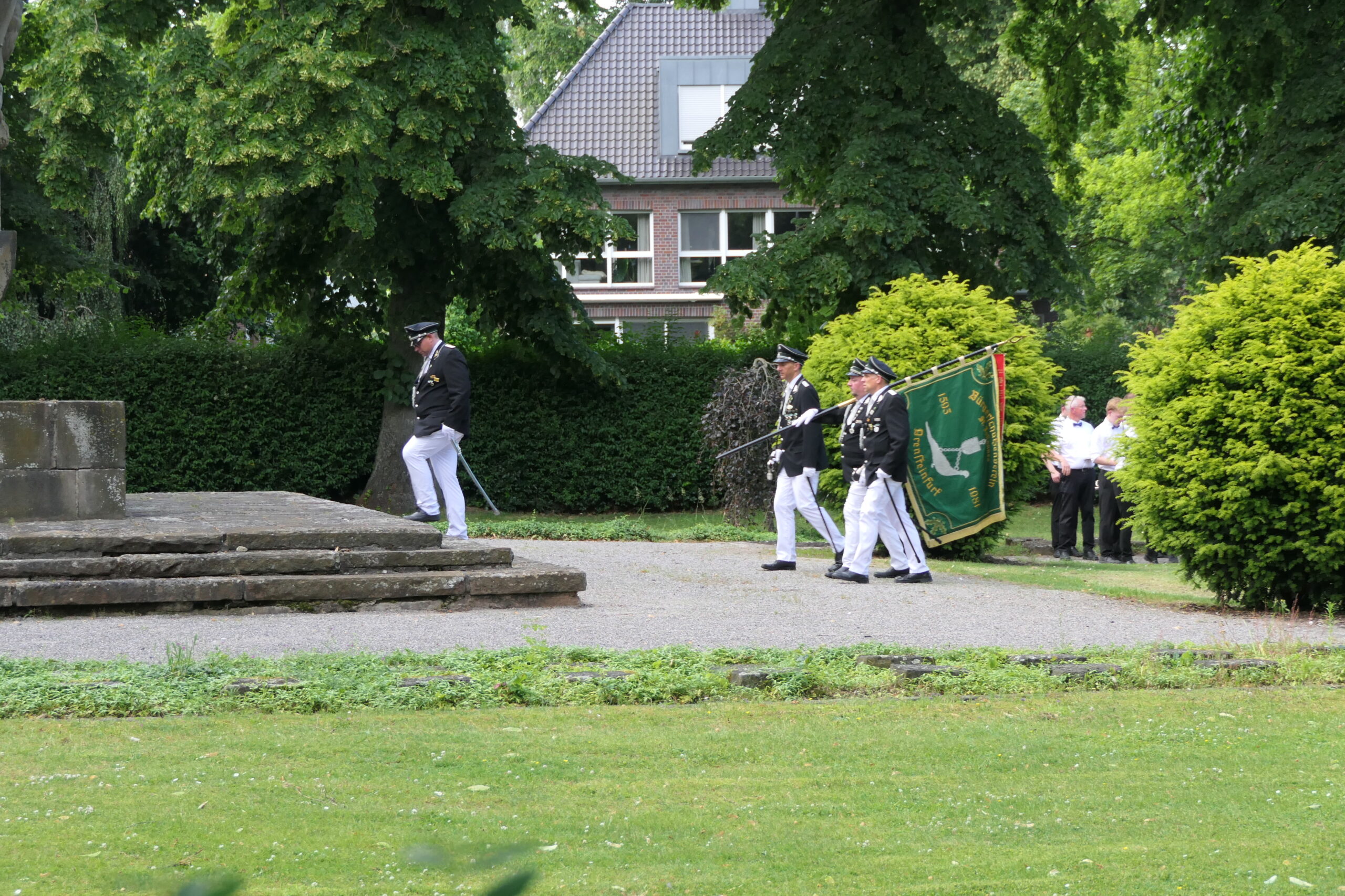 P1030057