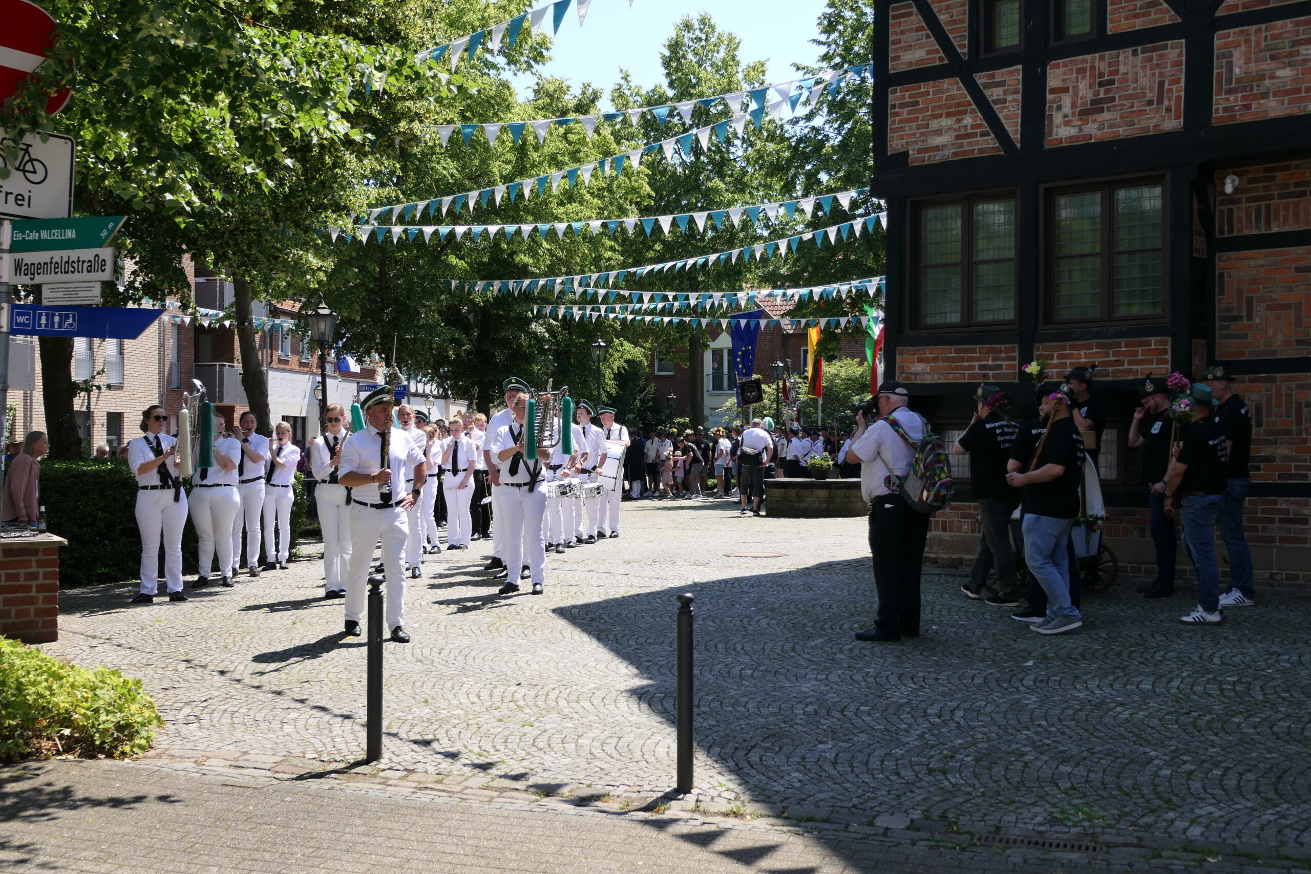 P1030392